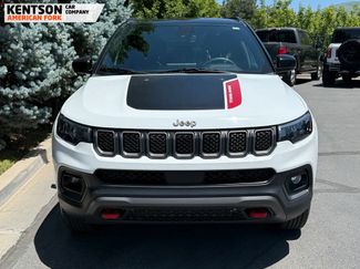 Used 2023 Jeep Compass Trailhawk video 2