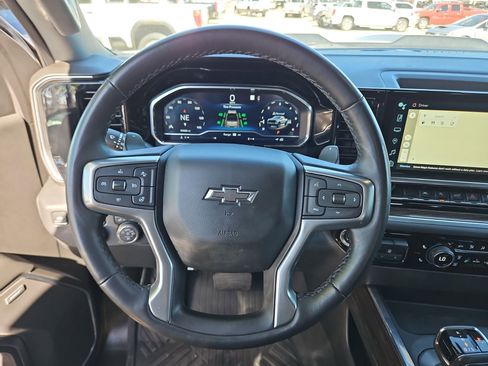 Certified 2022 Chevrolet Silverado 1500 LT Trail Boss w/ Convenience Package II image 22