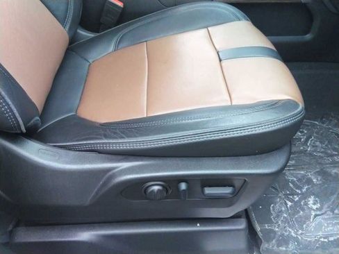 Used 2022 Chevrolet Silverado 2500 High Country image 6