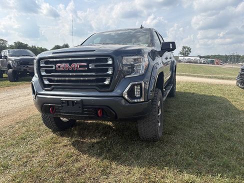 Used 2020 GMC Sierra 1500 AT4 w/ AT4 Premium Package AWD/4WD image 2
