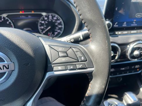 Used 2021 Nissan Sentra SR FWD image 16