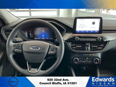 Used 2023 Ford Escape Active AWD/4WD image 15