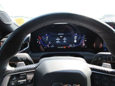 Used 2025 Ford Mustang GT Premium RWD image 24