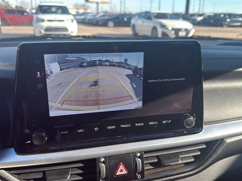 Used 2024 Kia Forte GT-Line w/ GT-Line Premium Package FWD image 6