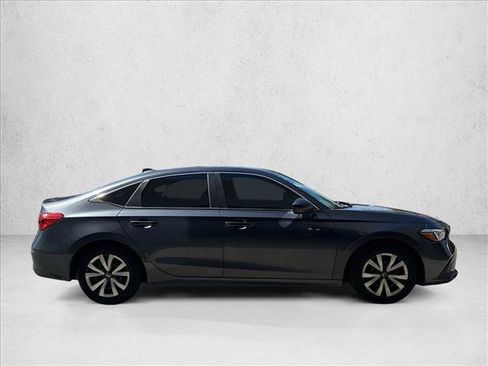 Used 2023 Honda Civic LX image 4