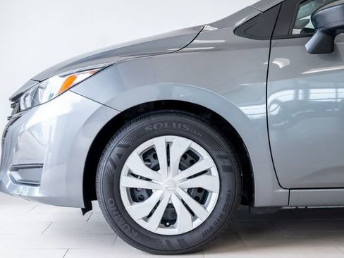 Used 2024 Nissan Versa S FWD image 26