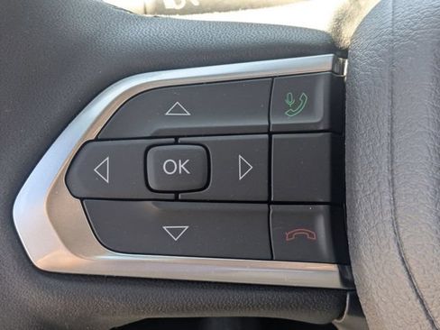 New 2026 Jeep Compass Latitude AWD/4WD image 17