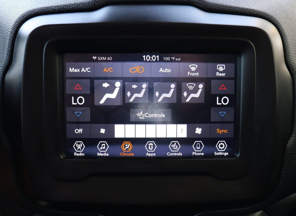 Used 2021 Jeep Renegade Latitude w/ Convenience Group FWD image 47