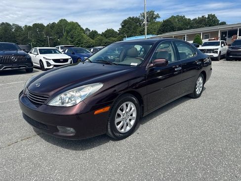 Used 2002 Lexus ES 330 FWD image 1