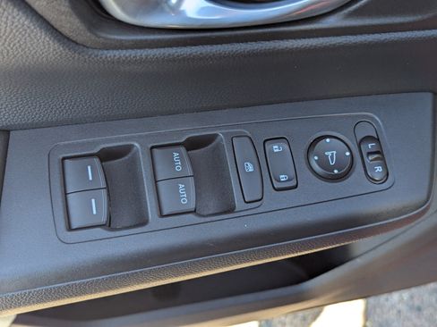 Used 2023 Honda CR-V EX image 22