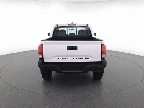 Used 2019 Toyota Tacoma SR image 7