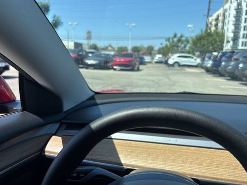 Used 2023 Tesla Model 3 Standard Range RWD image 12
