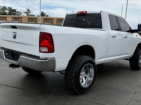 Used 2017 RAM 1500 Classic SLT AWD/4WD image 6