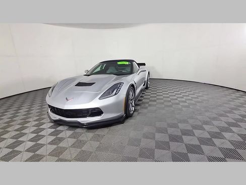 Used 2019 Chevrolet Corvette Grand Sport RWD image 49