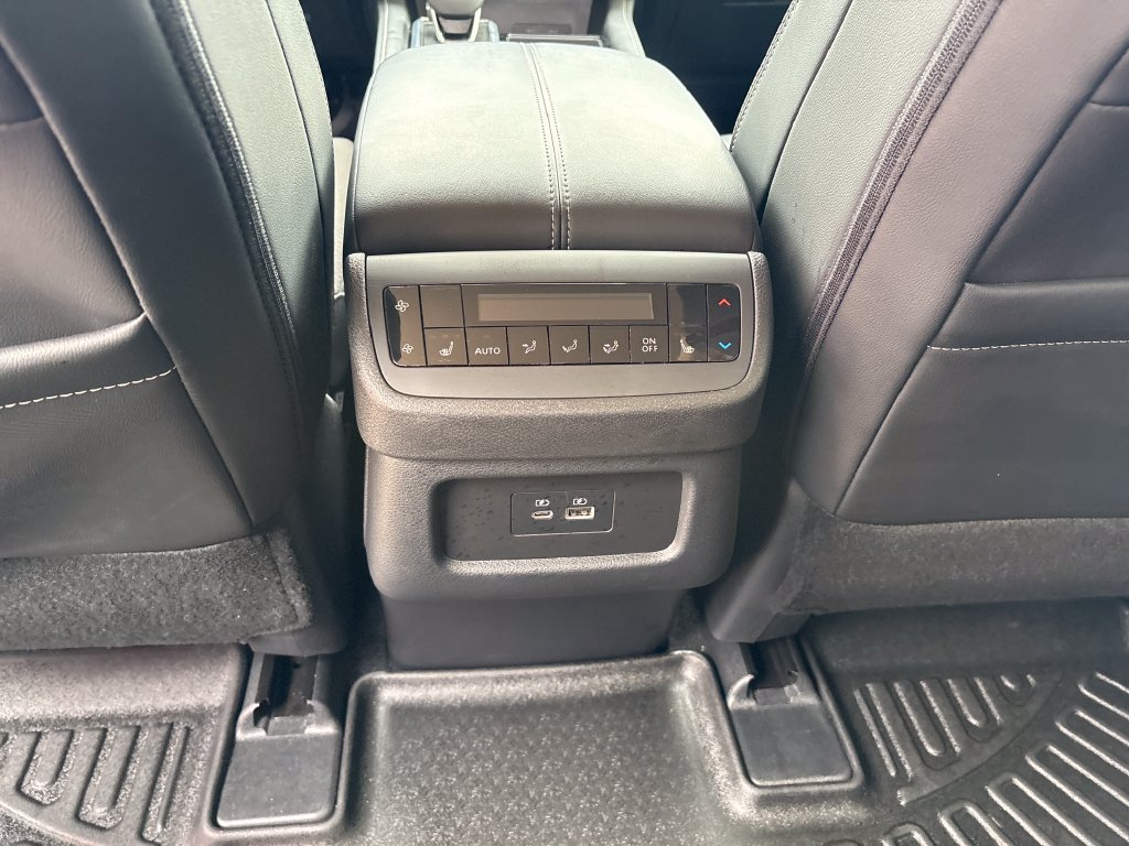 Certified 2024 Nissan Pathfinder SL w/ SL Premium Package FWD image 42