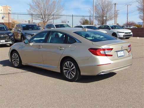 Used 2018 Honda Accord EX image 6
