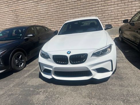 Used 2017 BMW M2 RWD image 2