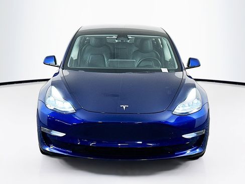 Used 2022 Tesla Model 3 Long Range image 2