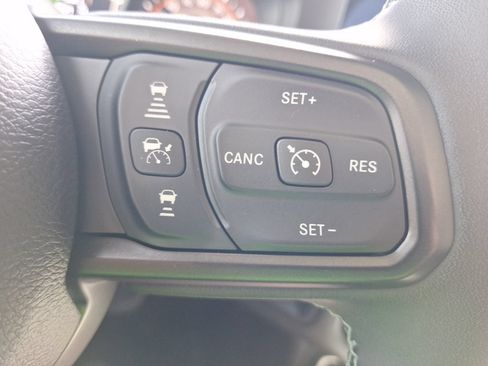 Used 2025 Jeep Gladiator Mojave w/ Steel Bumper Group AWD/4WD image 22
