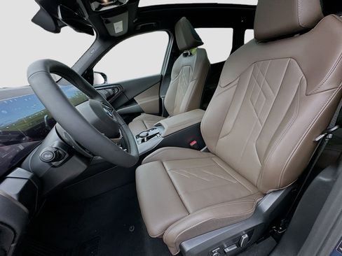 New 2025 BMW X3 xDrive30i w/ Convenience Package image 16