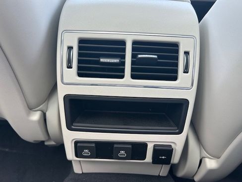 Used 2026 Jaguar F-PACE R-Dynamic S image 22