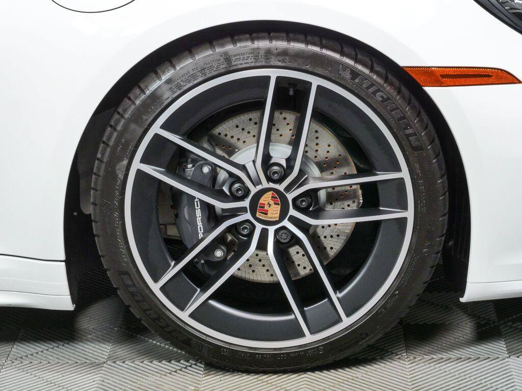 New 2026 Porsche 911 Carrera T RWD image 38