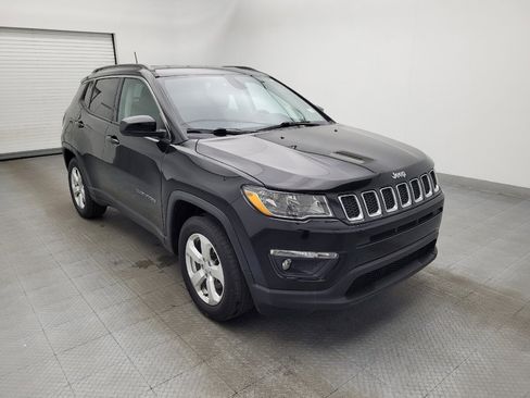 Used 2019 Jeep Compass Latitude image 13