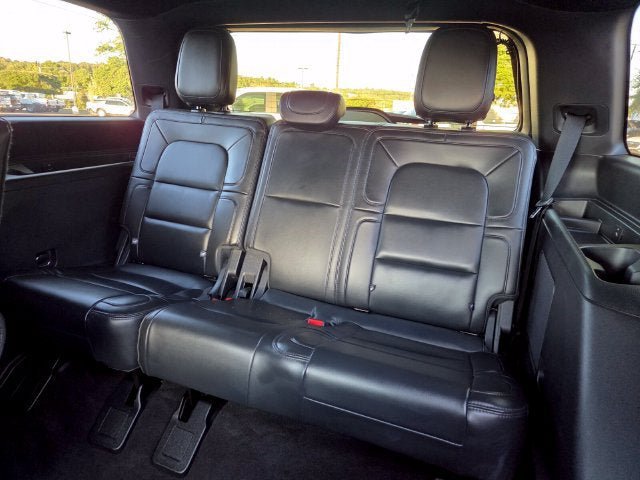 Used 2023 Lincoln Navigator Reserve AWD/4WD image 14