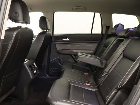 Certified 2022 Volkswagen Atlas SE image 17