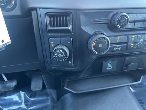 Used 2024 Ford F150 XL w/ Equipment Group 103A High image 31