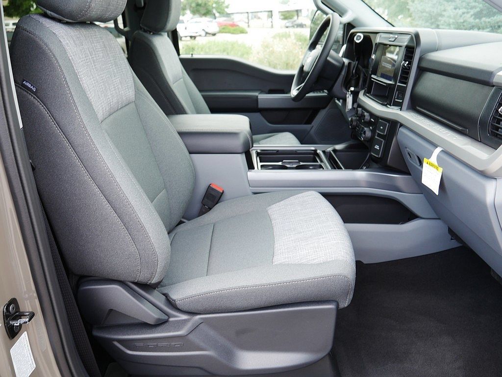 New 2026 Ford F350 XLT AWD/4WD image 32