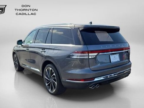 Used 2023 Lincoln Aviator Reserve w/ Equipment Group 201A AWD/4WD image 3