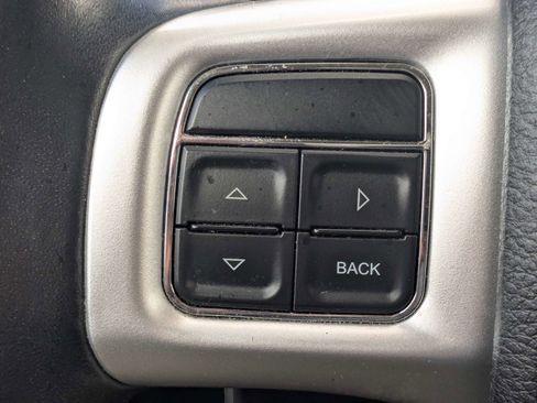 Used 2019 Dodge Journey SE w/ Premium Group FWD image 31