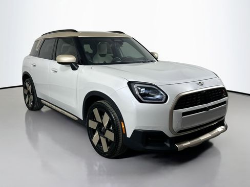 Certified 2025 MINI Cooper Countryman S w/ Comfort Package Max image 3