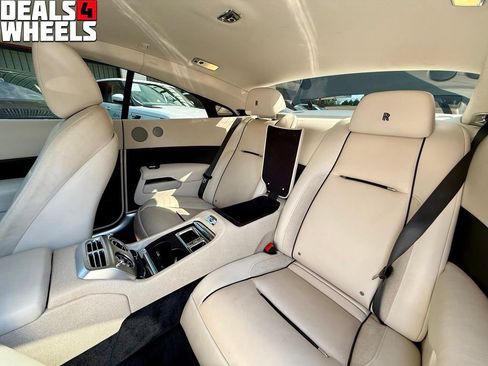Used 2015 Rolls-Royce Wraith RWD image 48