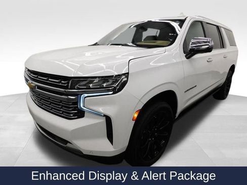 Used 2021 Chevrolet Suburban Premier w/ Premium Package image 6