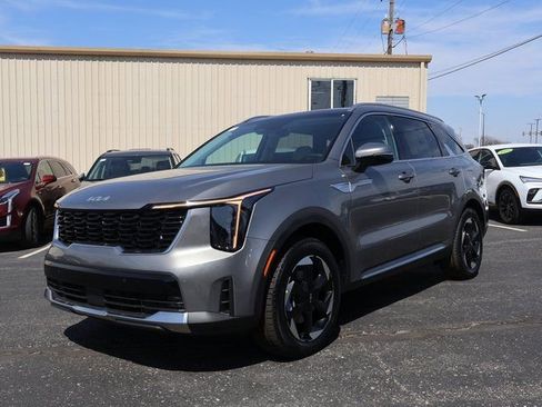 New 2026 Kia Sorento EX AWD/4WD image 3