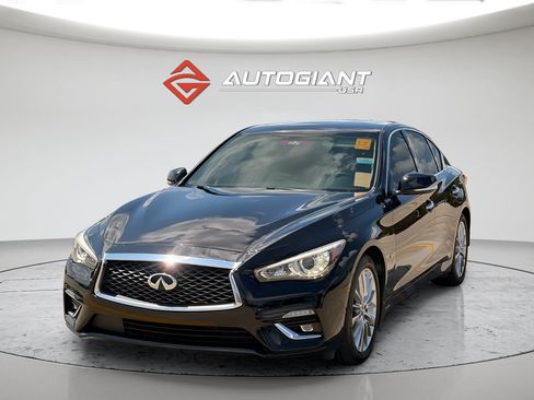 Used 2019 INFINITI Q50 Luxe w/ Essential Package (3.0T Luxe) RWD image 1
