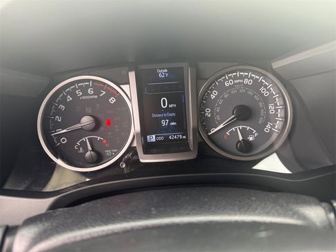 Used 2021 Toyota Tacoma SR5 image 20