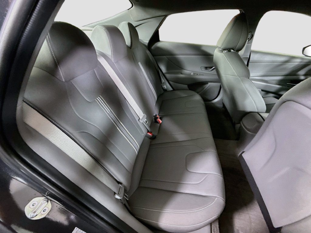 Certified 2023 Hyundai Elantra SEL w/ Convenience Package FWD image 30