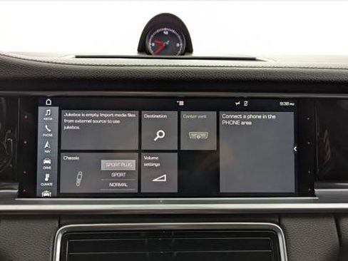 Used 2017 Porsche Panamera 4 AWD/4WD image 24