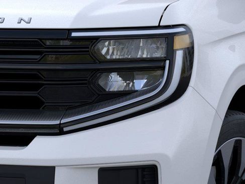 New 2026 Ford Expedition Max Platinum w/ Driver's Package AWD/4WD image 18