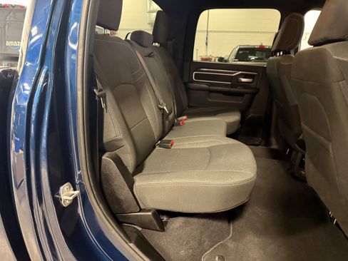 Used 2024 RAM 2500 Big Horn w/ Sport Appearance Package image 14