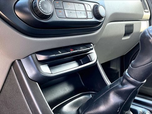 Used 2017 GMC Canyon SL RWD image 35