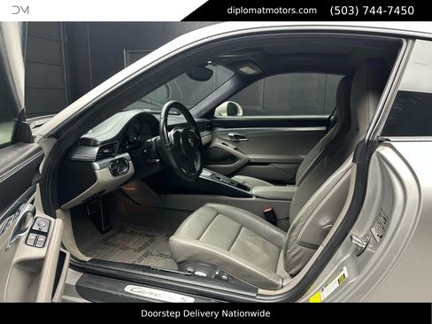 Used 2012 Porsche 911 Carrera S image 17