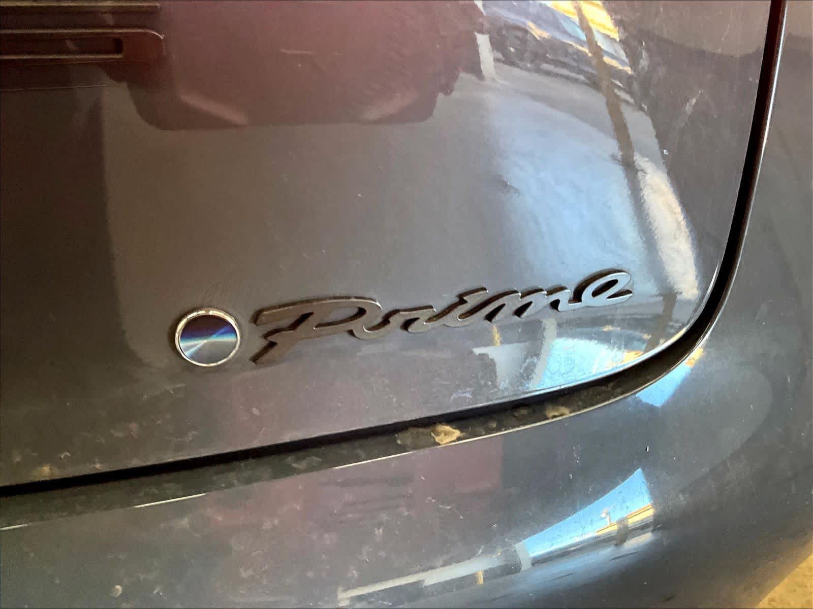 Used 2023 Toyota Prius Prime FWD image 11