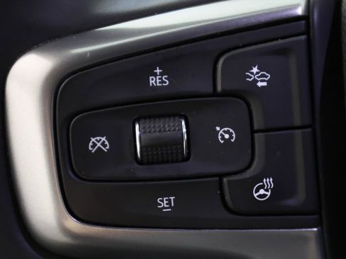 Used 2025 Chevrolet Silverado 3500 LTZ image 21