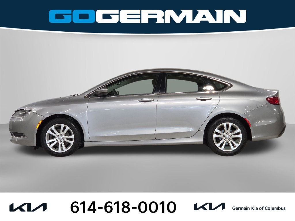 Used 2015 Chrysler 200 Limited FWD image 11