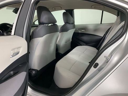 Used 2020 Toyota Corolla LE image 30