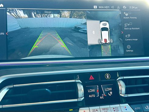 Used 2023 BMW X5 sDrive40i w/ M Sport Package image 14